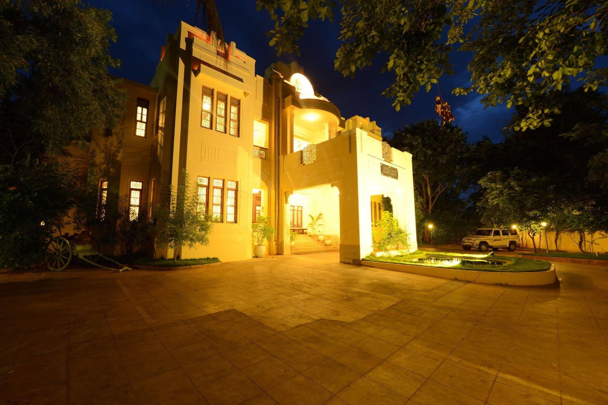 Visalam Chettinad Palace - A Cgh Earth Experience Kānādukāttān Zewnętrze zdjęcie