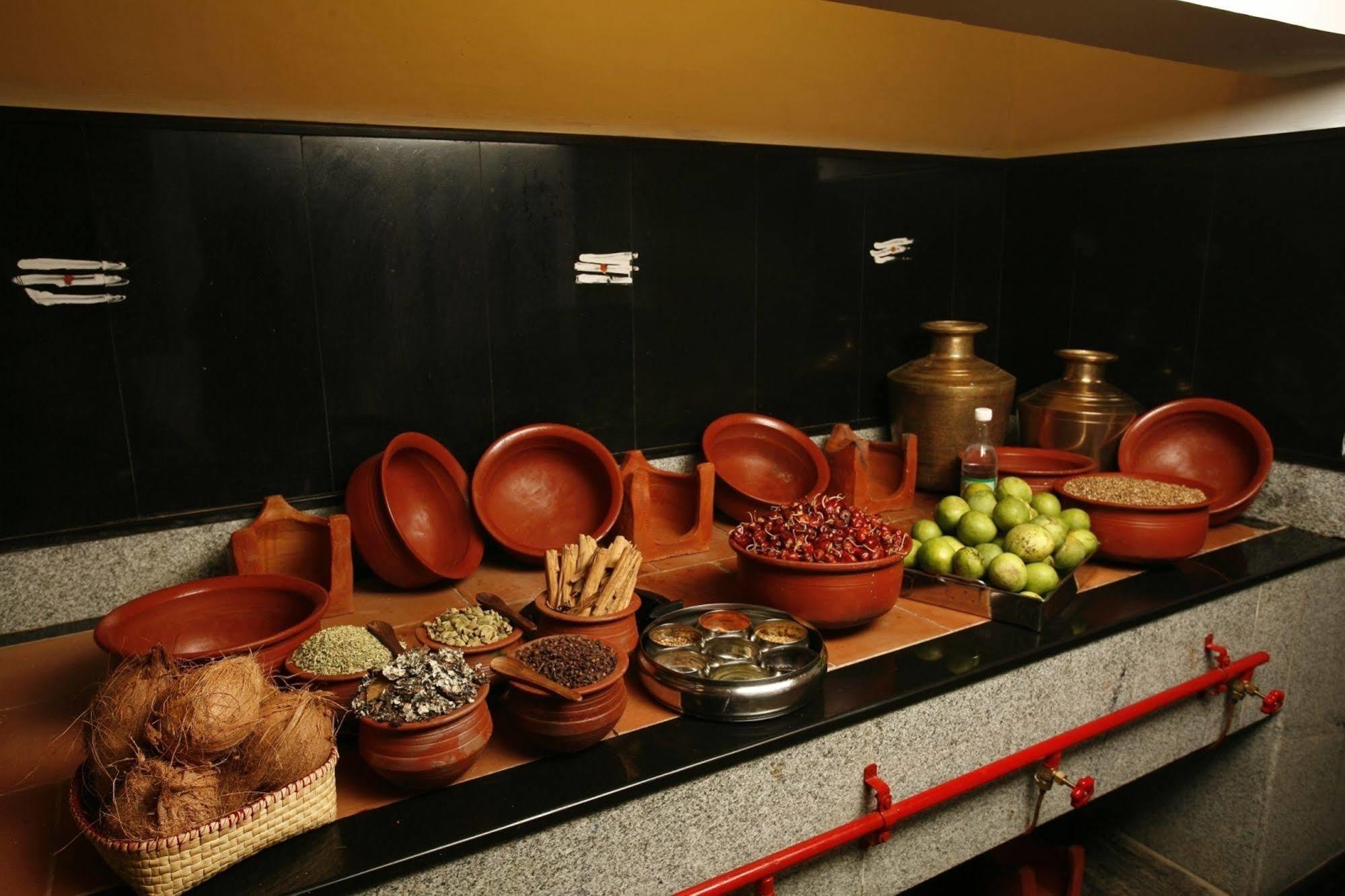 Visalam Chettinad Palace - A Cgh Earth Experience Kānādukāttān Zewnętrze zdjęcie